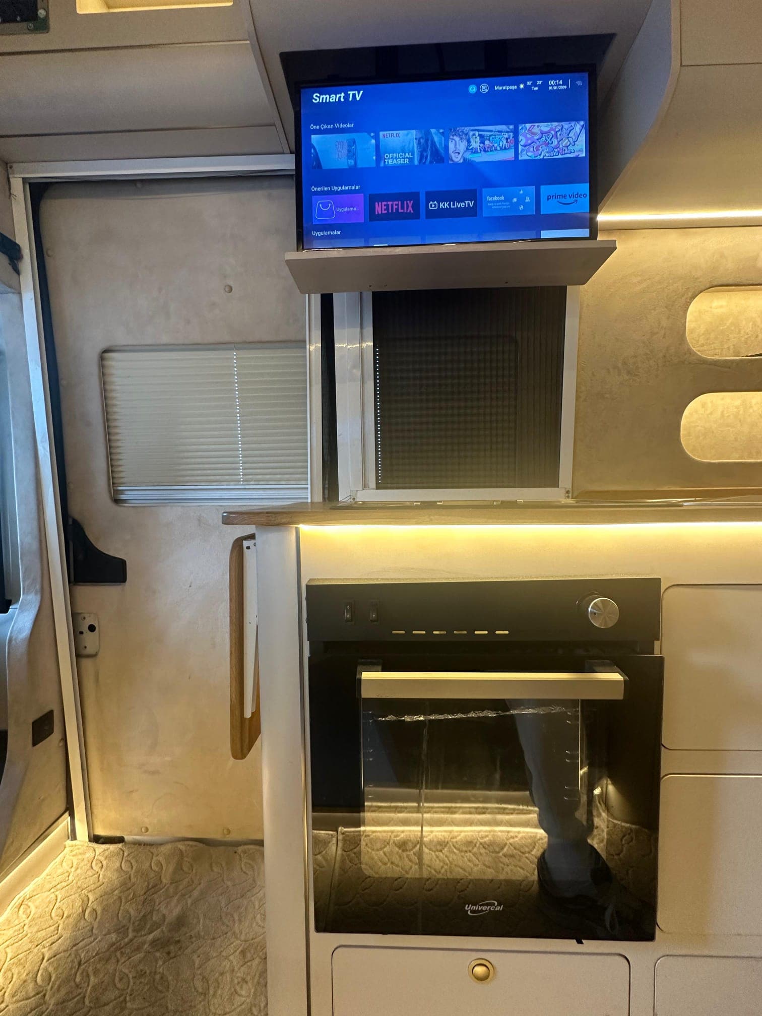 Apollo 4-Person Motorhome for Rent – Istanbul — photo 3