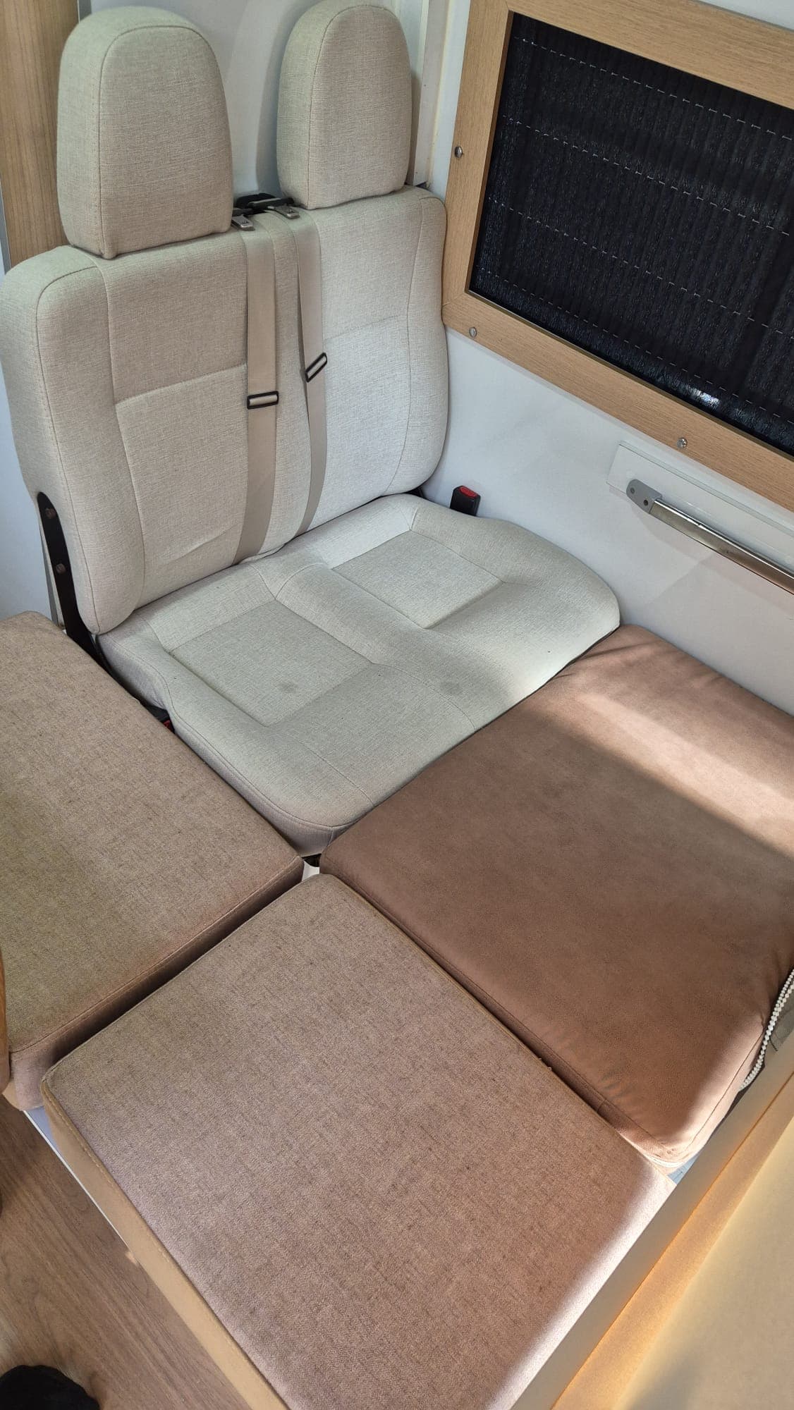 Antalya Deluxe Motorhome – Sleeps 4 | 2025 Model — photo 5